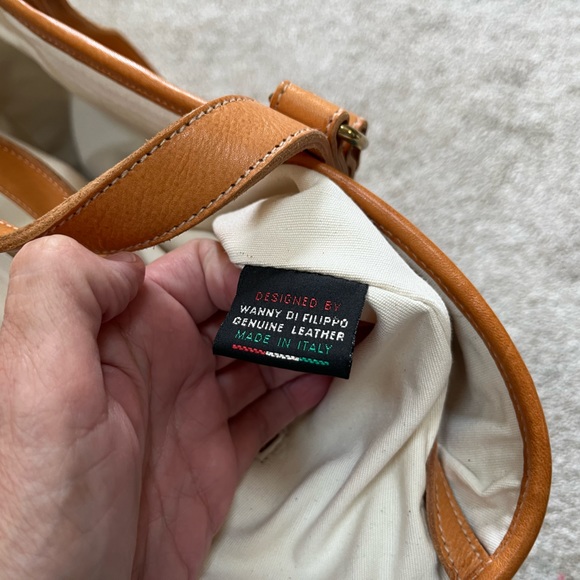 Il Bisonte Natural Straw Basket / Tote with Multicolor Trim and leather straps. - Picture 5 of 9